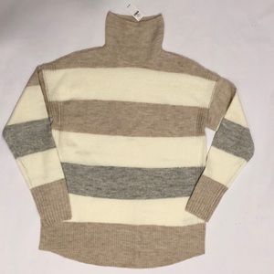 NEW W/ TAGS - GAP Striped Turtleneck Sweater